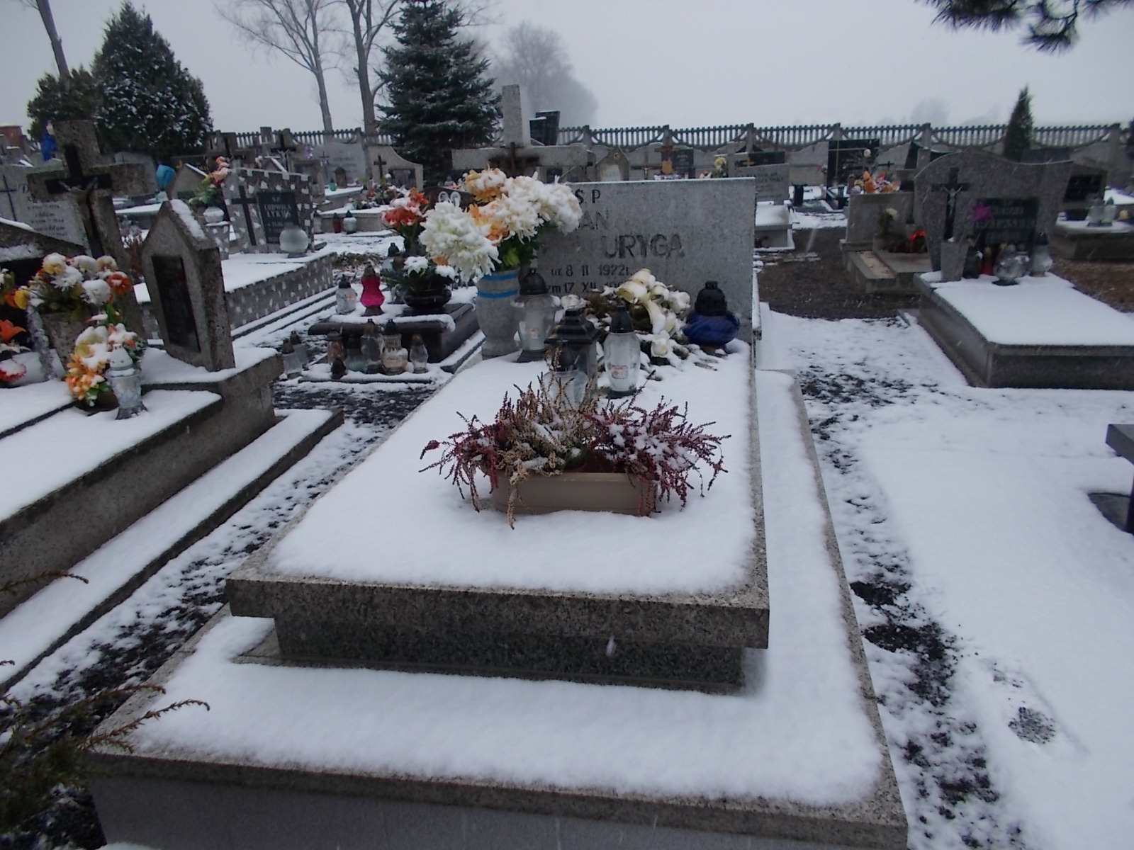 Grób Maria Uryga